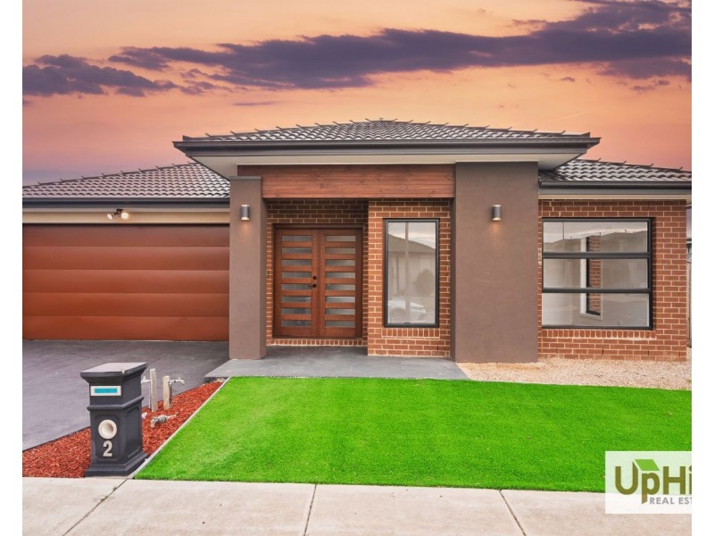 2 Eiger Street, Clyde North VIC 3978