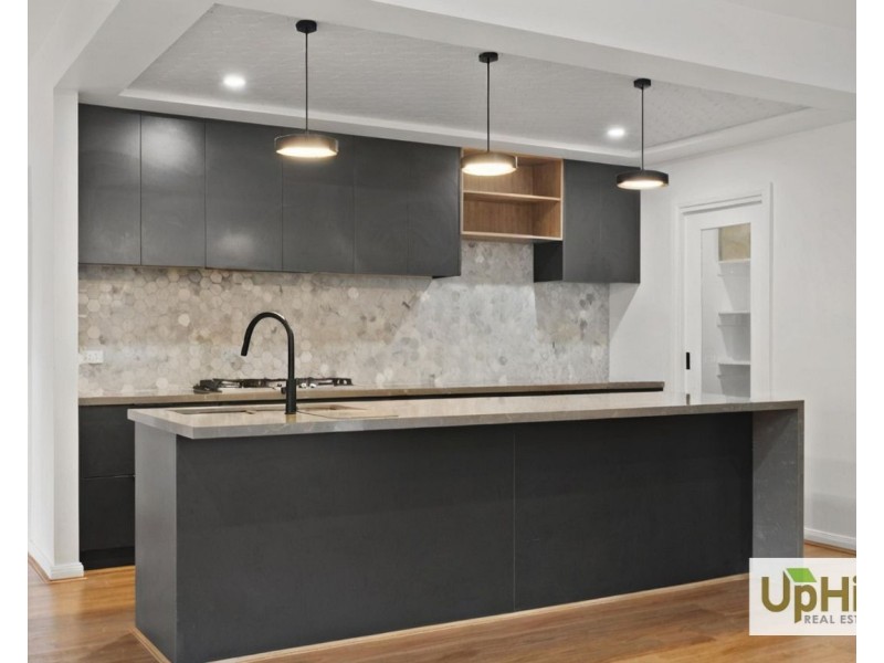 2 Eiger Street, Clyde North VIC 3978