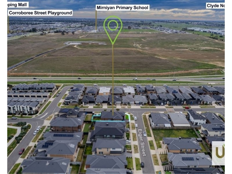 2 Eiger Street, Clyde North VIC 3978