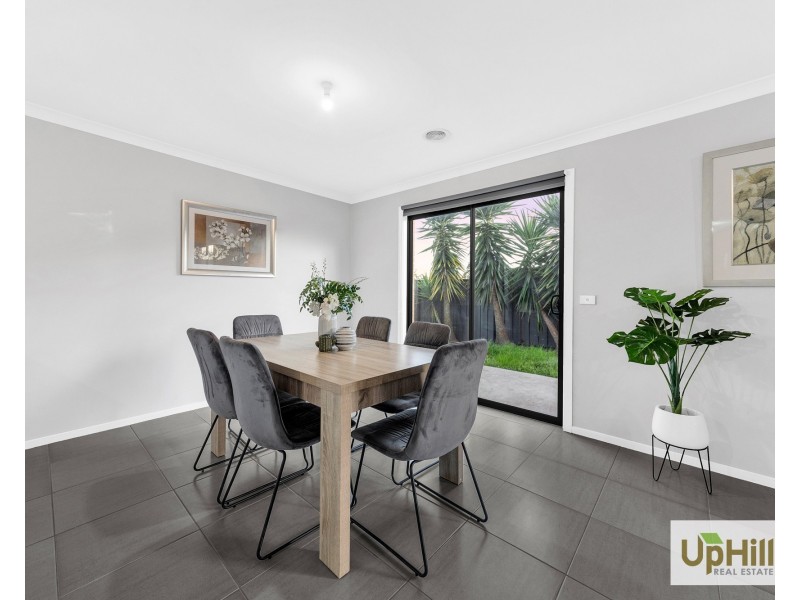 23 Pinnacle Drive, Pakenham VIC 3810