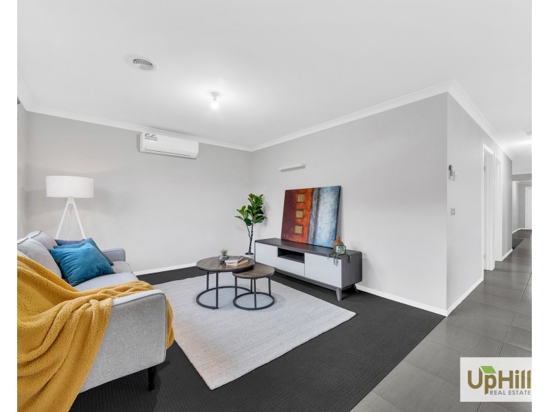 23 Pinnacle Drive, Pakenham VIC 3810