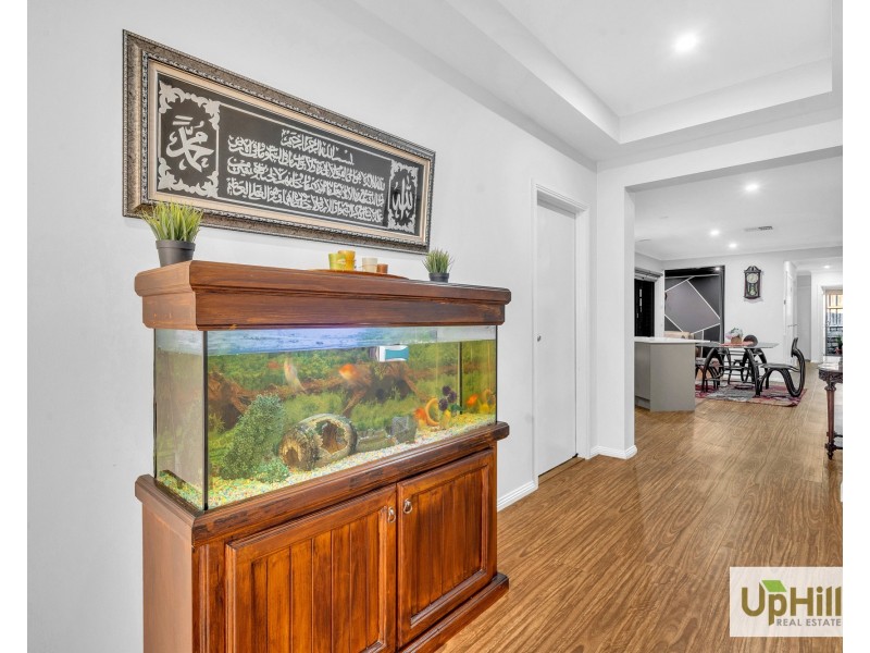 4 Union Street, Clyde North VIC 3978