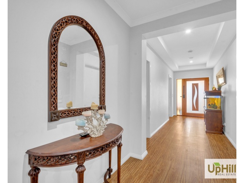 4 Union Street, Clyde North VIC 3978