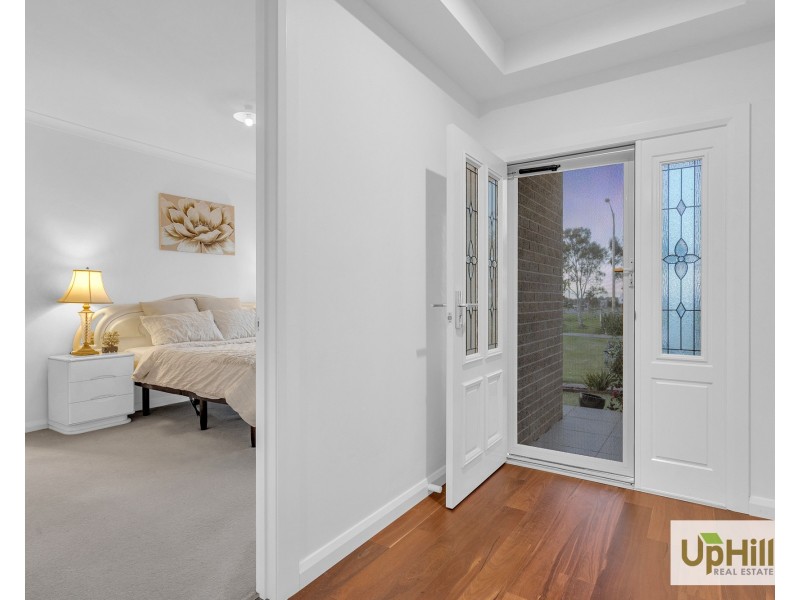 25 Mahal Drive, Clyde North VIC 3978