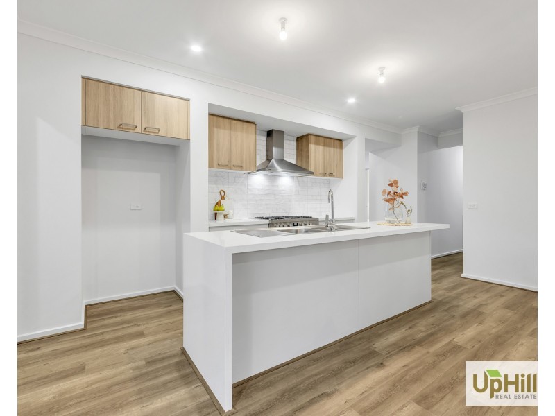 50 Reef Circuit, Clyde VIC 3978