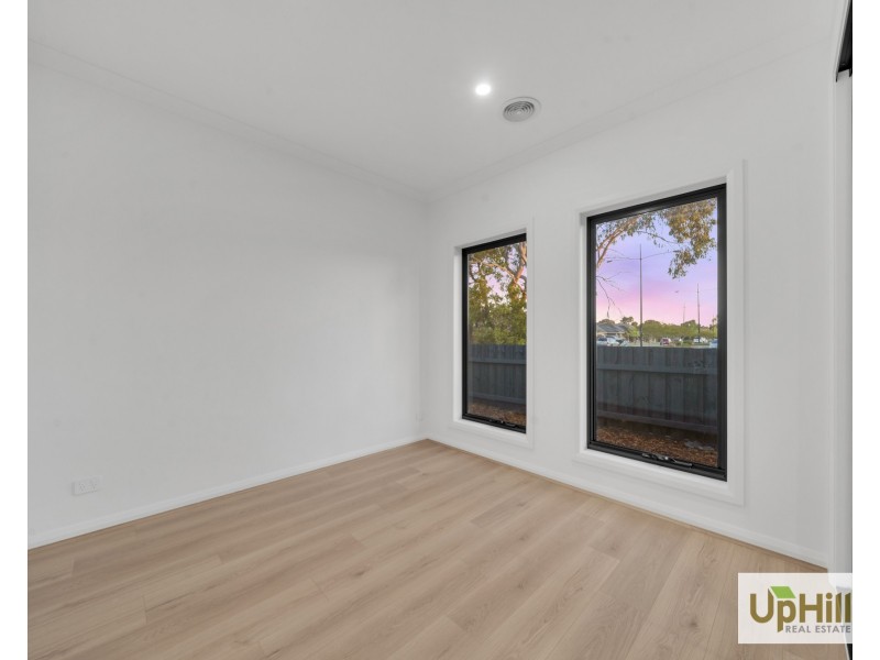 296 Rix Road, Officer VIC 3809