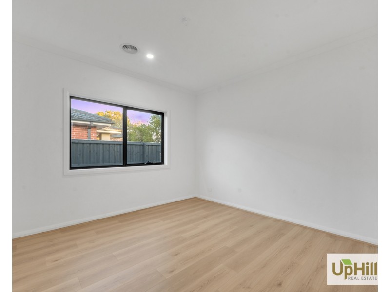 296 Rix Road, Officer VIC 3809