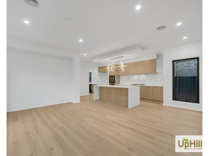 296 Rix Road, Officer VIC 3809