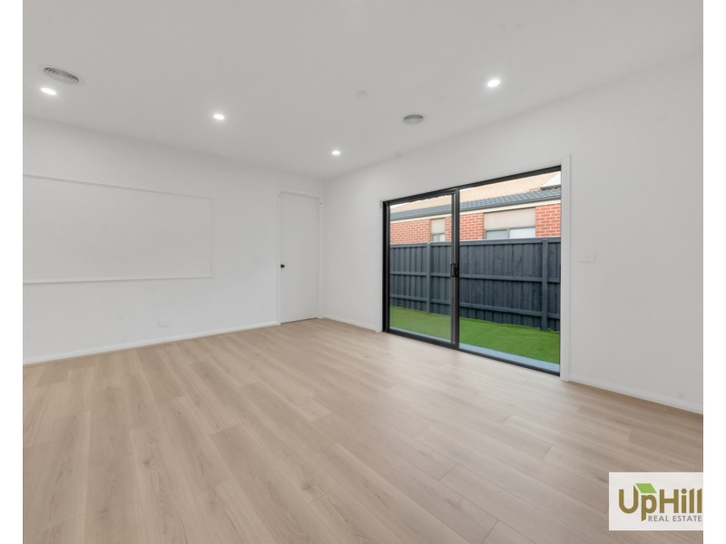 296 Rix Road, Officer VIC 3809