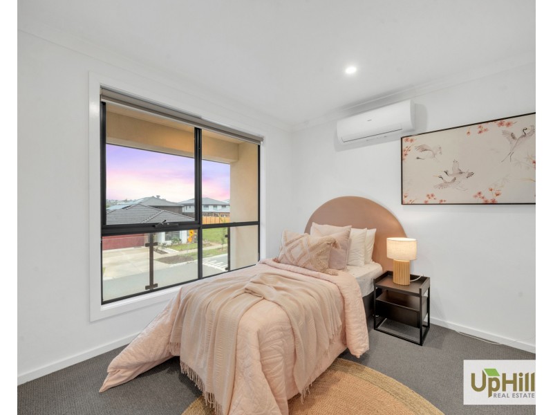 14 Greenfinch Drive, Clyde North VIC 3978