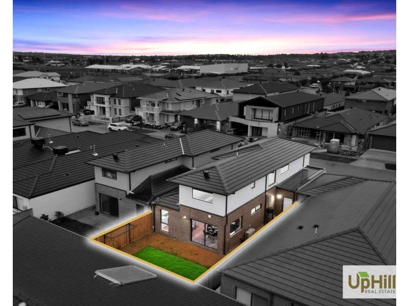 14 Greenfinch Drive, Clyde North VIC 3978