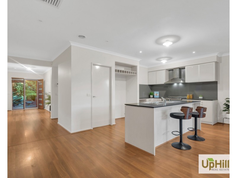 23 Hackney Circuit, Clyde North VIC 3978