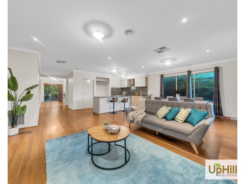 23 Hackney Circuit, Clyde North VIC 3978