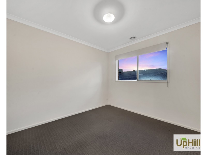 23 Hackney Circuit, Clyde North VIC 3978