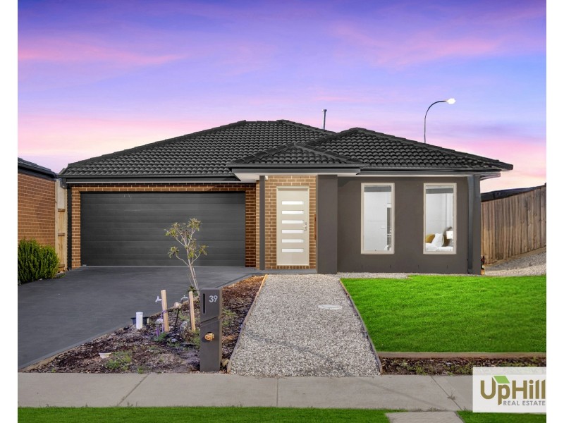 39 Cheddington Road, Cranbourne East VIC 3977
