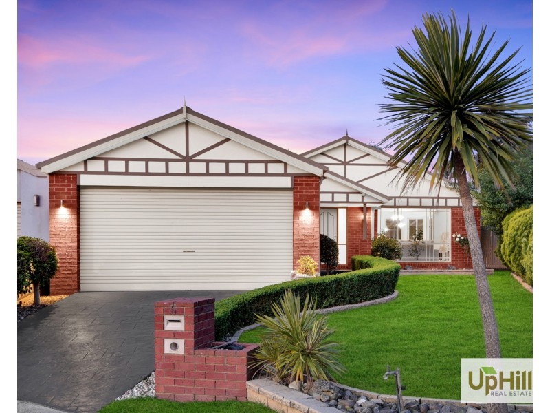 5 Doug Court, Narre Warren VIC 3805