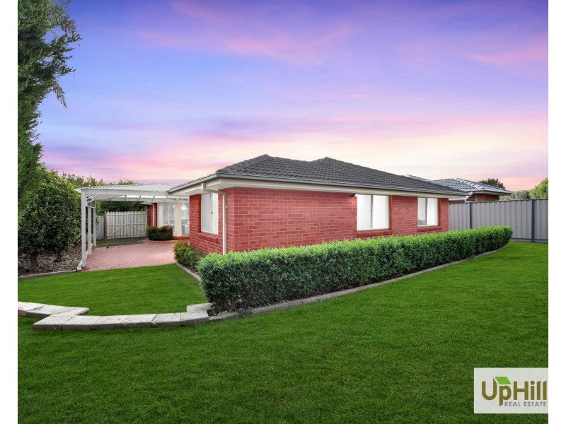 5 Doug Court, Narre Warren VIC 3805