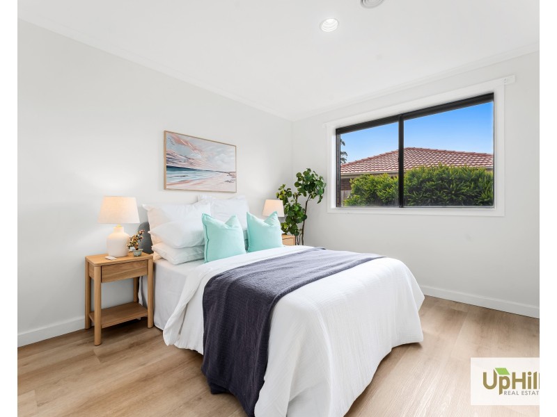 27A Staunton Walk, Cranbourne East VIC 3977
