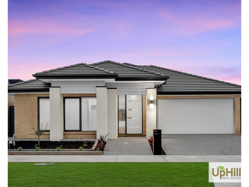 3 Lismac Avenue, Clyde North VIC 3978