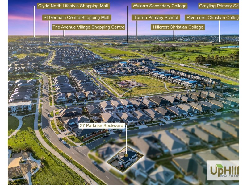 37 Parkrise Boulevard, Clyde North VIC 3978