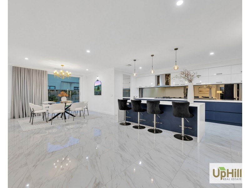 46 Salamanca Drive, Clyde North VIC 3978