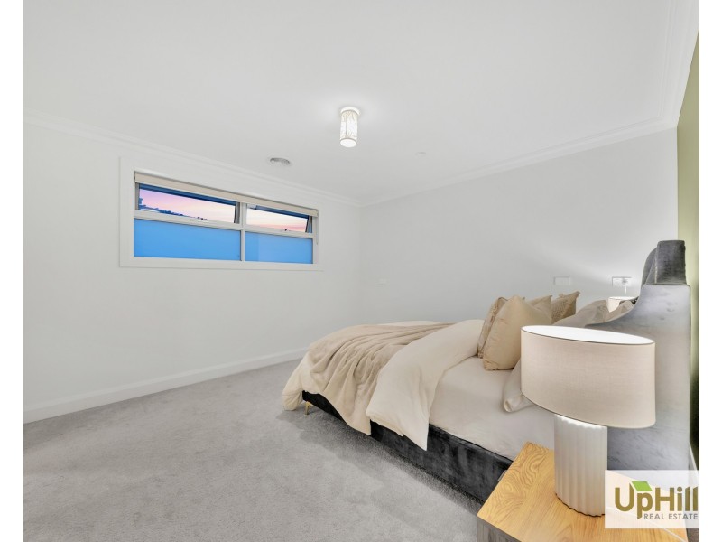 46 Salamanca Drive, Clyde North VIC 3978