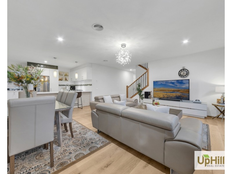 14 Madeira Drive, Clyde North VIC 3978