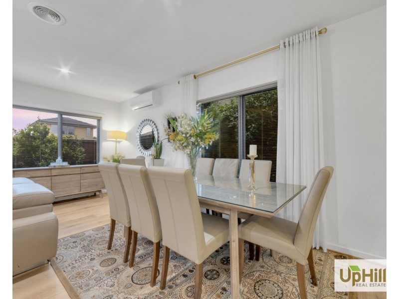 14 Madeira Drive, Clyde North VIC 3978