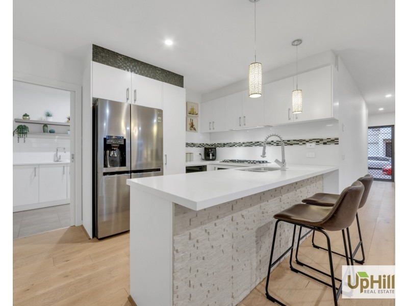 14 Madeira Drive, Clyde North VIC 3978