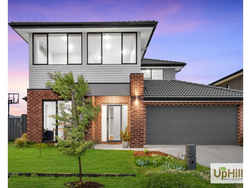 1 Byzantium Mews, Clyde North VIC 3978