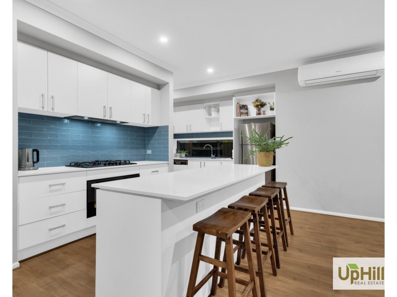 1 Byzantium Mews, Clyde North VIC 3978