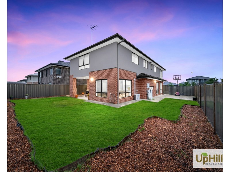 1 Byzantium Mews, Clyde North VIC 3978