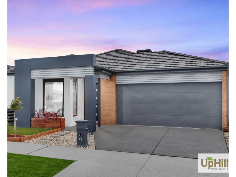49 Elmtree Crescent, Clyde North VIC 3978