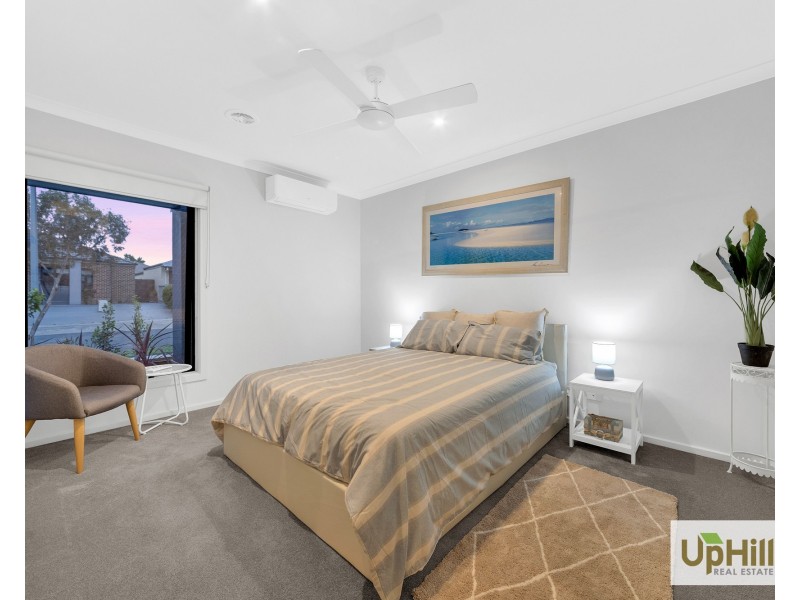 49 Elmtree Crescent, Clyde North VIC 3978