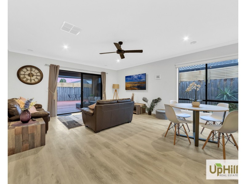 49 Elmtree Crescent, Clyde North VIC 3978
