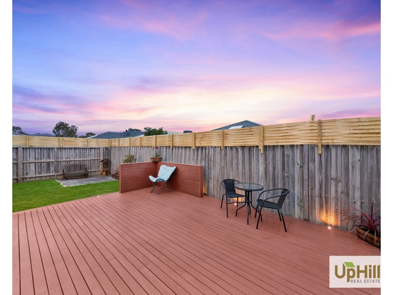 49 Elmtree Crescent, Clyde North VIC 3978