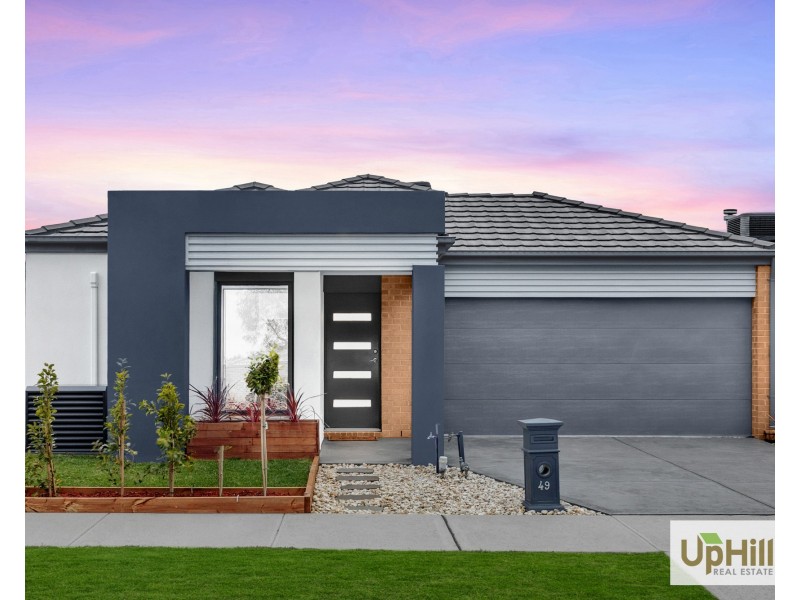 49 Elmtree Crescent, Clyde North VIC 3978