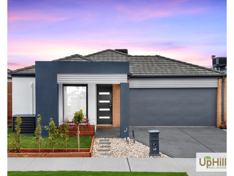 49 Elmtree Crescent, Clyde North VIC 3978