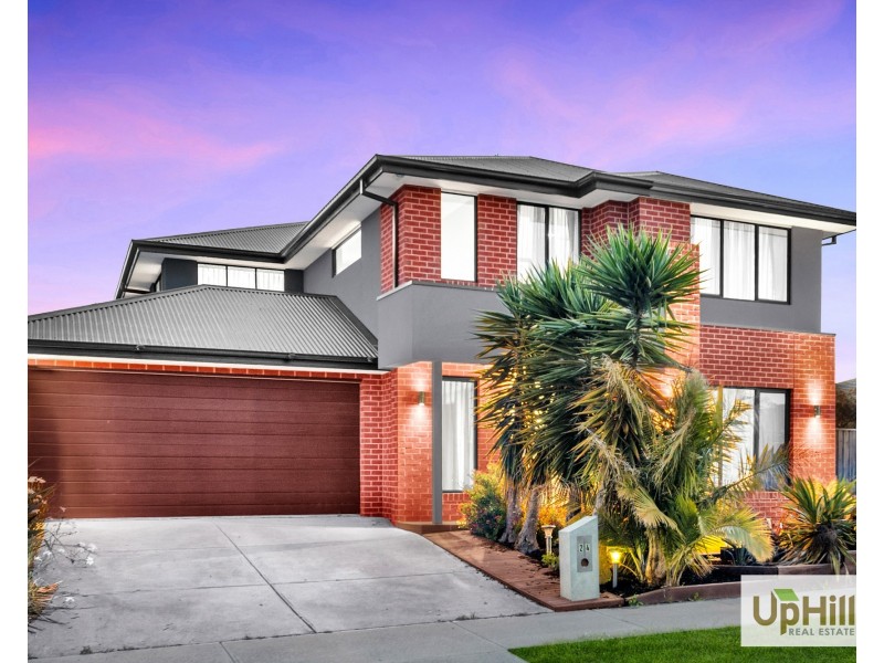 24 Compton Way, Clyde North VIC 3978