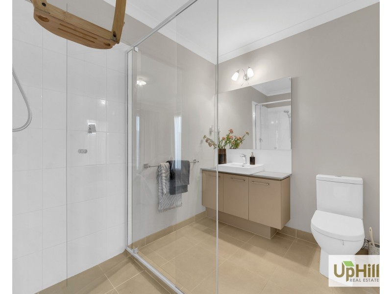 24 Compton Way, Clyde North VIC 3978