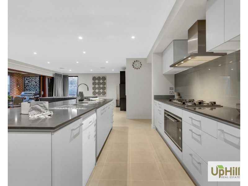 24 Compton Way, Clyde North VIC 3978