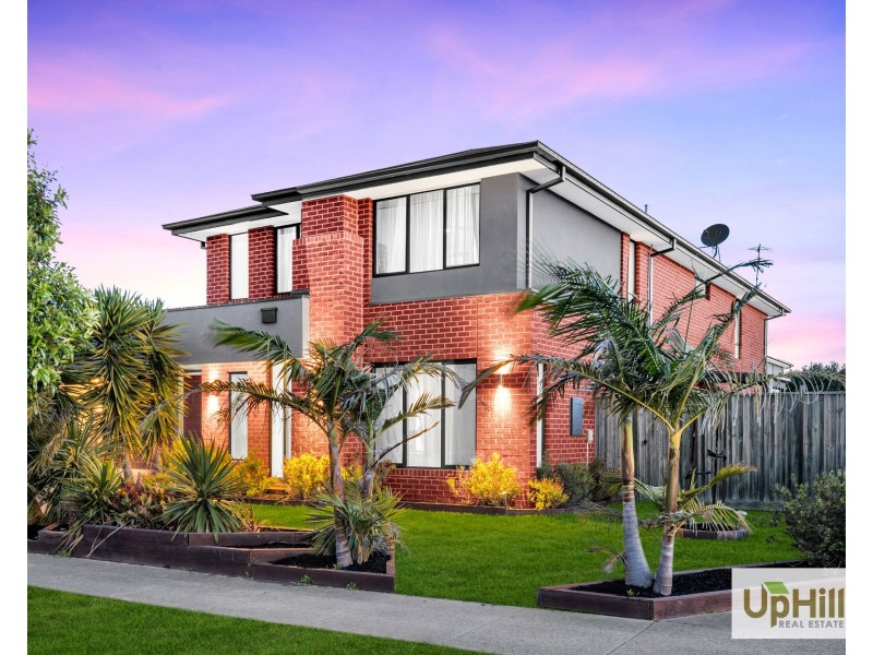 24 Compton Way, Clyde North VIC 3978
