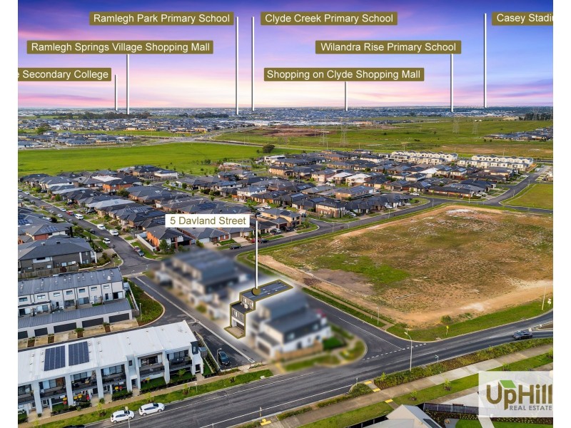 5 Davland Street, Clyde North VIC 3978