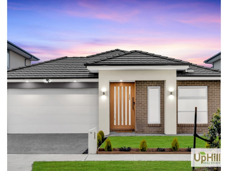 12 Thredbo Crescent, Clyde VIC 3978