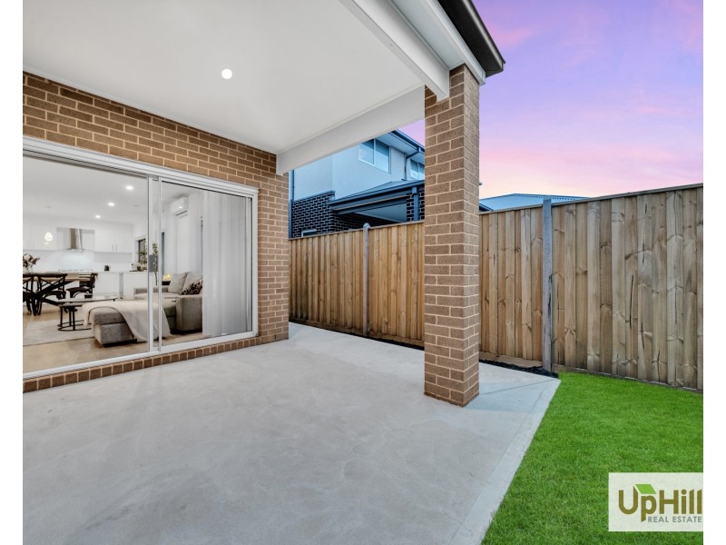 12 Thredbo Crescent, Clyde VIC 3978