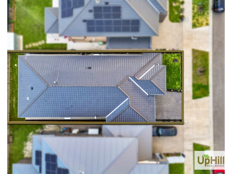 12 Thredbo Crescent, Clyde VIC 3978