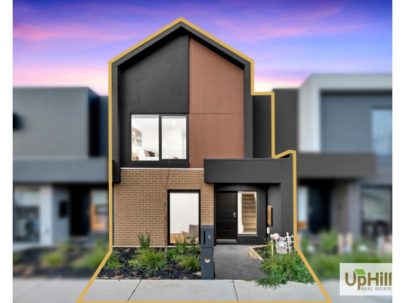 5 Oasis Place, Clyde North VIC 3978