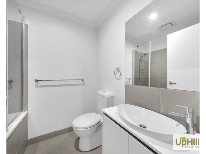 5 Oasis Place, Clyde North VIC 3978