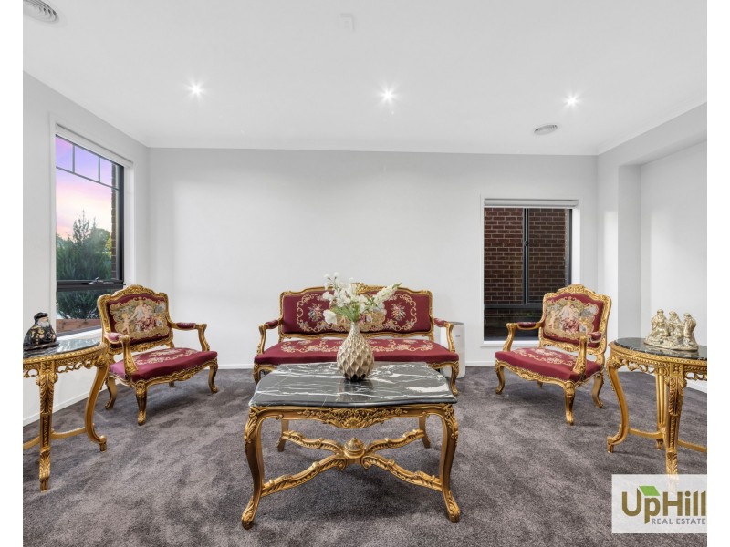 26 Greenslate Street, Clyde North VIC 3978
