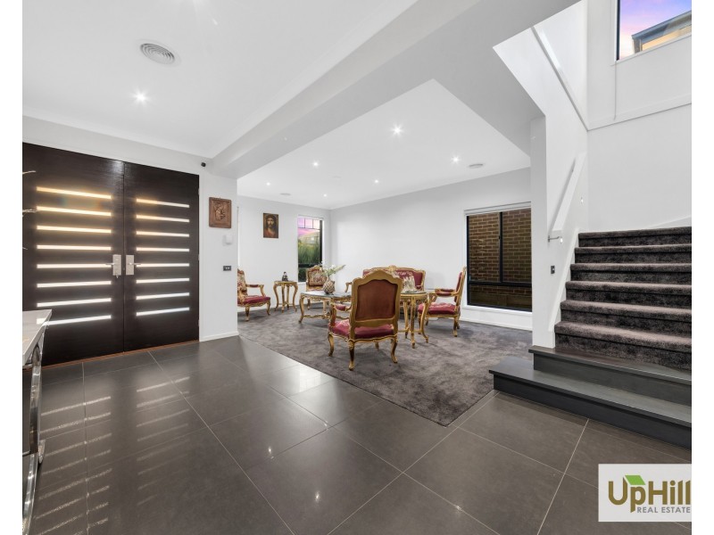 26 Greenslate Street, Clyde North VIC 3978